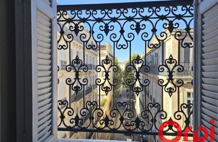 Appartement T3/4 avec balcon et cave quartier Lonchamp Marseille 13001 — photo 3