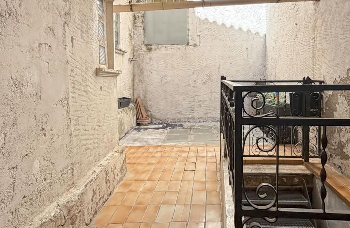 Maison avec garage et terrasse- Beaucaire — photo 3