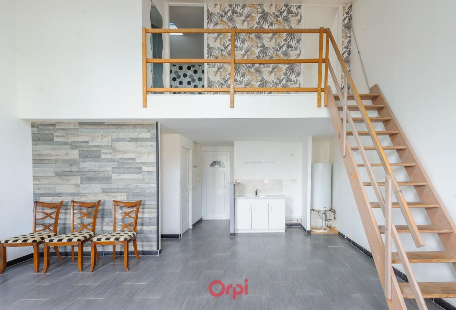 Immeuble de rapport mixte - ESNANDES — photo 1