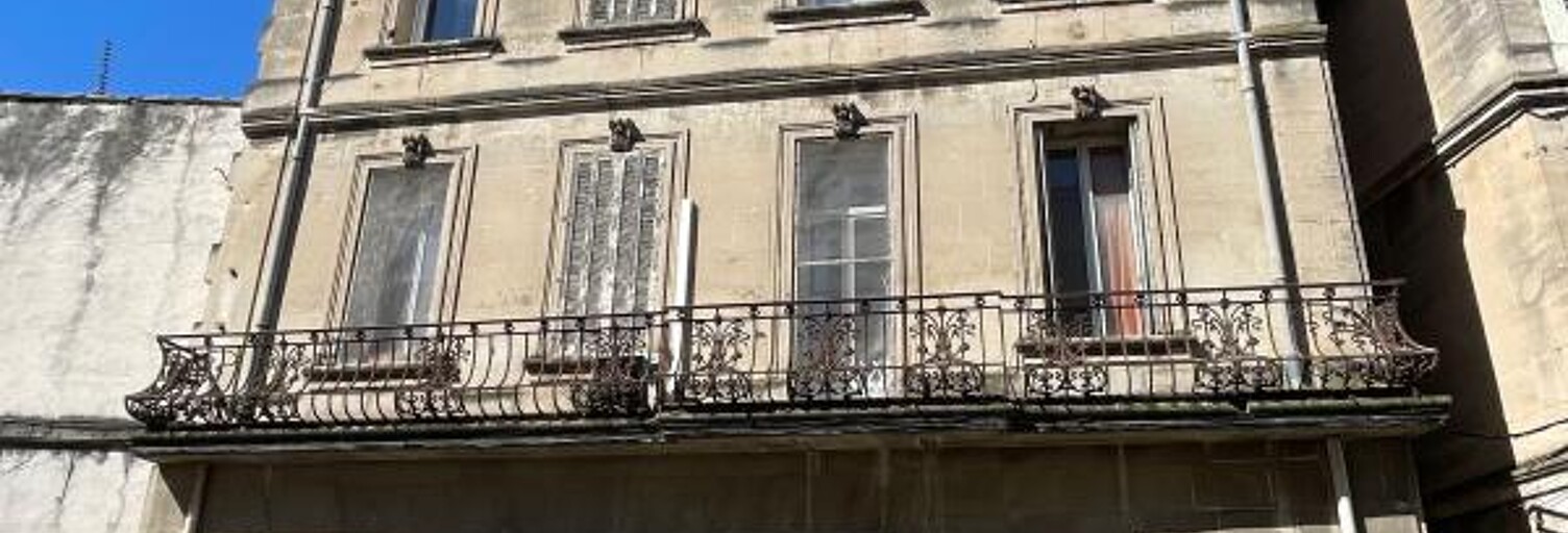 Immeuble  295 m² à vendre à Arles (13200)