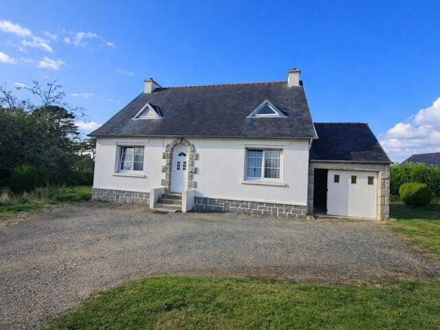 Maison à rénover avec grand terrain de 2000 m² – Plounérin — photo du bien