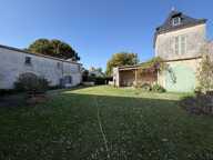 Maison de Maître à vendre centre de Cozes — photo 2
