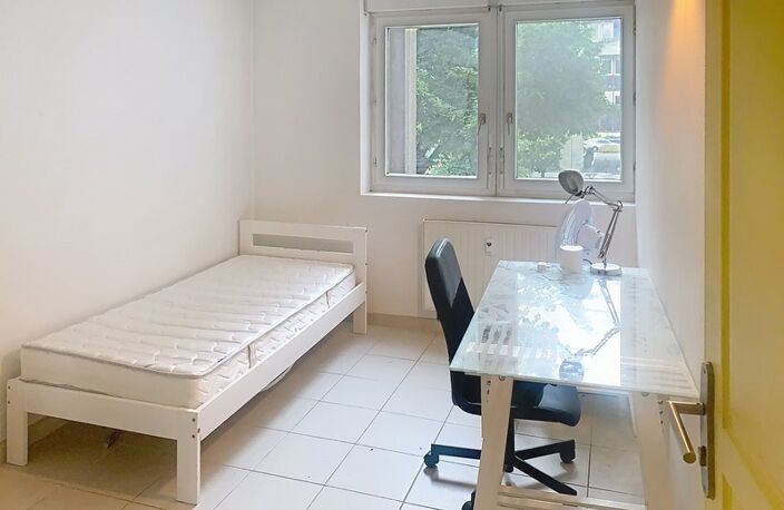 Appartement 62 m2  4 pièces LYON 7EME ARRONDISSEMENT (69) — photo 2