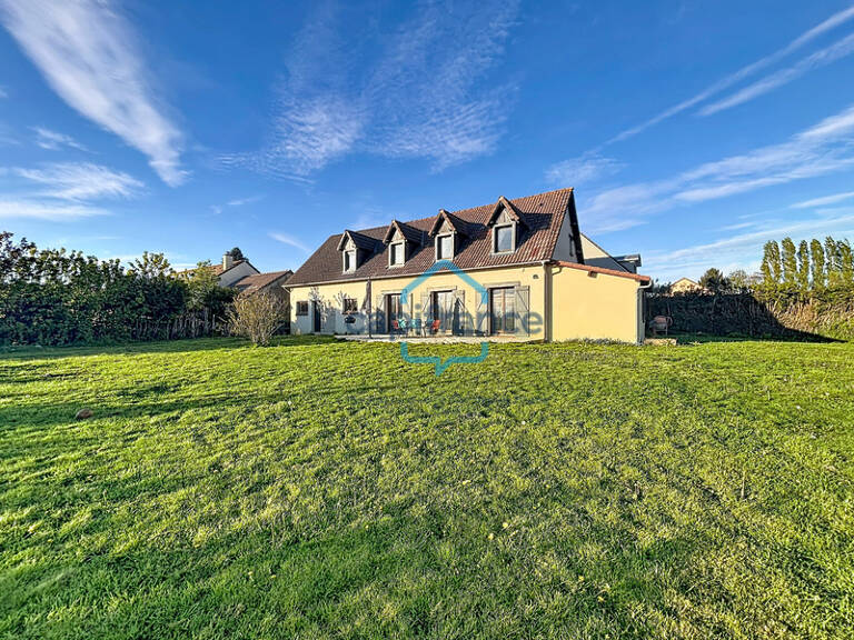 Maison familiale 5 chambres avec jardin et sous-sol complet – Morgny-la-Pommeraye — photo 1