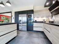 Maison familiale 5 chambres avec jardin et sous-sol complet – Morgny-la-Pommeraye — photo 3