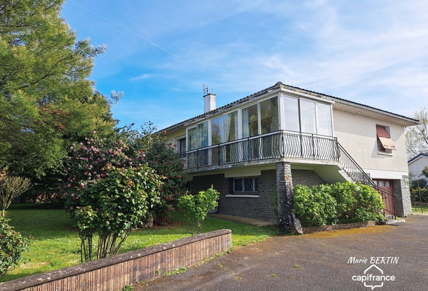 Maison à vendre 6 pièces MELLE (79) — photo 1