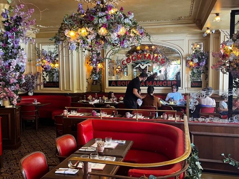 Exceptionnelle Brasserie LYON 7EME 150 couverts en terrasse — photo 1