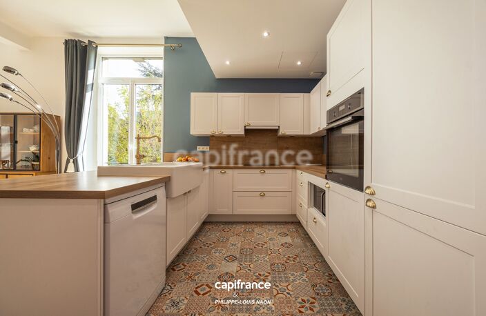 APPARTEMENT HAUSSMANNIEN D'EXCEPTION AVEC GRANDE PIÈCE À VIVRE DE PLUS DE 70M2 — photo 4