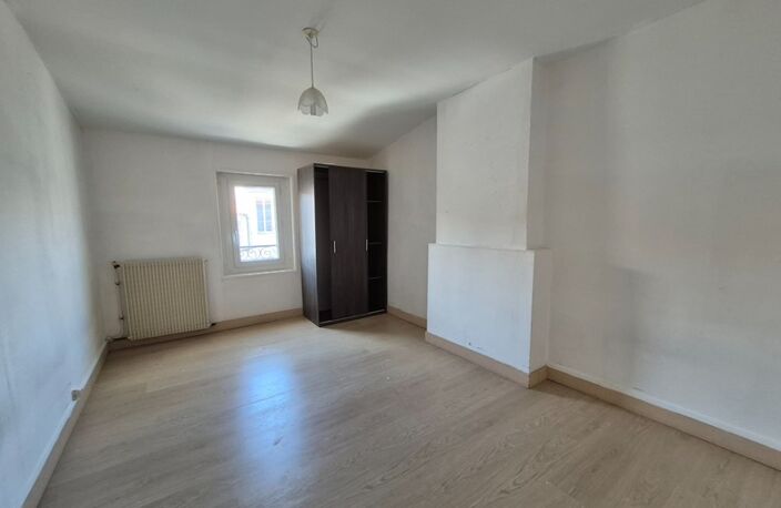 T3 Hyper-centre Rochefort – Charme de l’ancien – 2 chambres – Idéal investissement ou 1er achat — photo 4