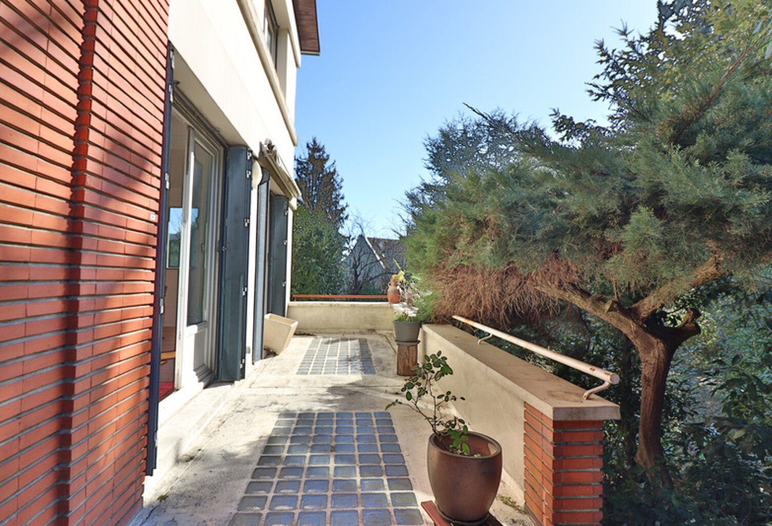 Dpt Hauts de Seine (92), À vendre : Maison familiale d'exception de 217 m2 (290 au sol) – Calme absolu, proche RER Robinson et Vallée aux Loups — photo 1