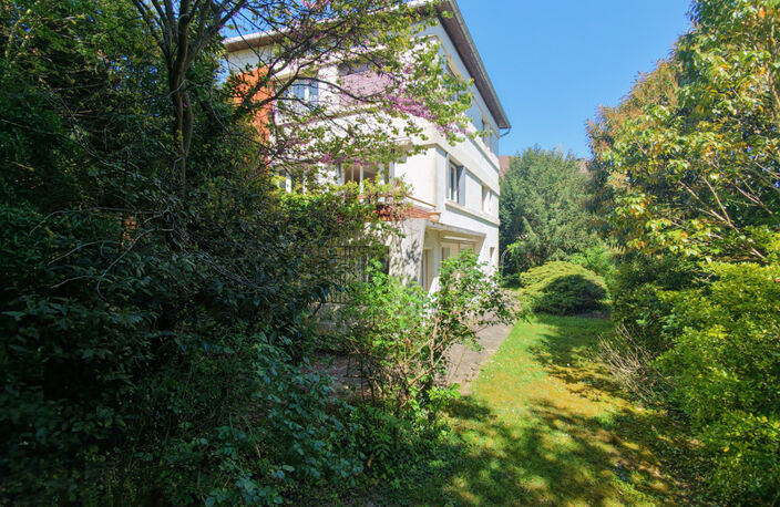Dpt Hauts de Seine (92), À vendre : Maison familiale d'exception de 217 m2 (290 au sol) – Calme absolu, proche RER Robinson et Vallée aux Loups — photo 3