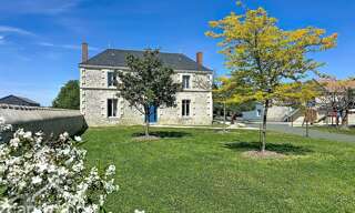 Maison 7 Pièces 241 m² à vendre à Luzay (79100)