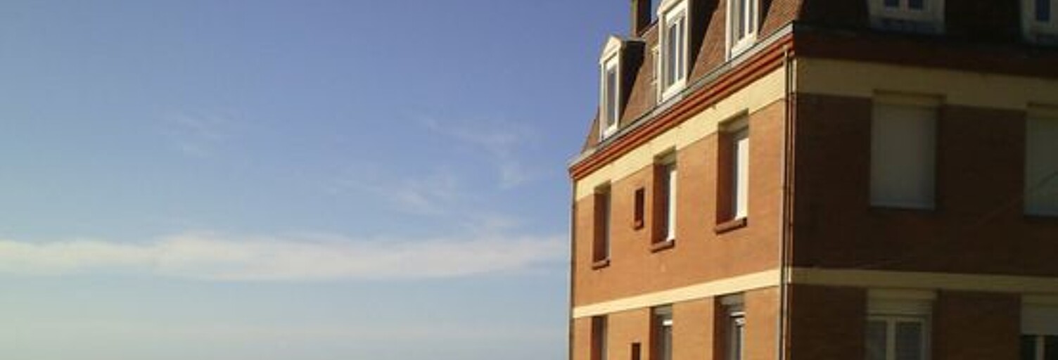 Appartement 1 Pièce 30 m² à louer à Saint-Pierre-en-Port (76540)