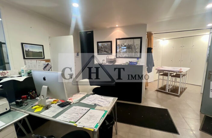 Local d'activités 190m2 à vendre Romainville — photo 2