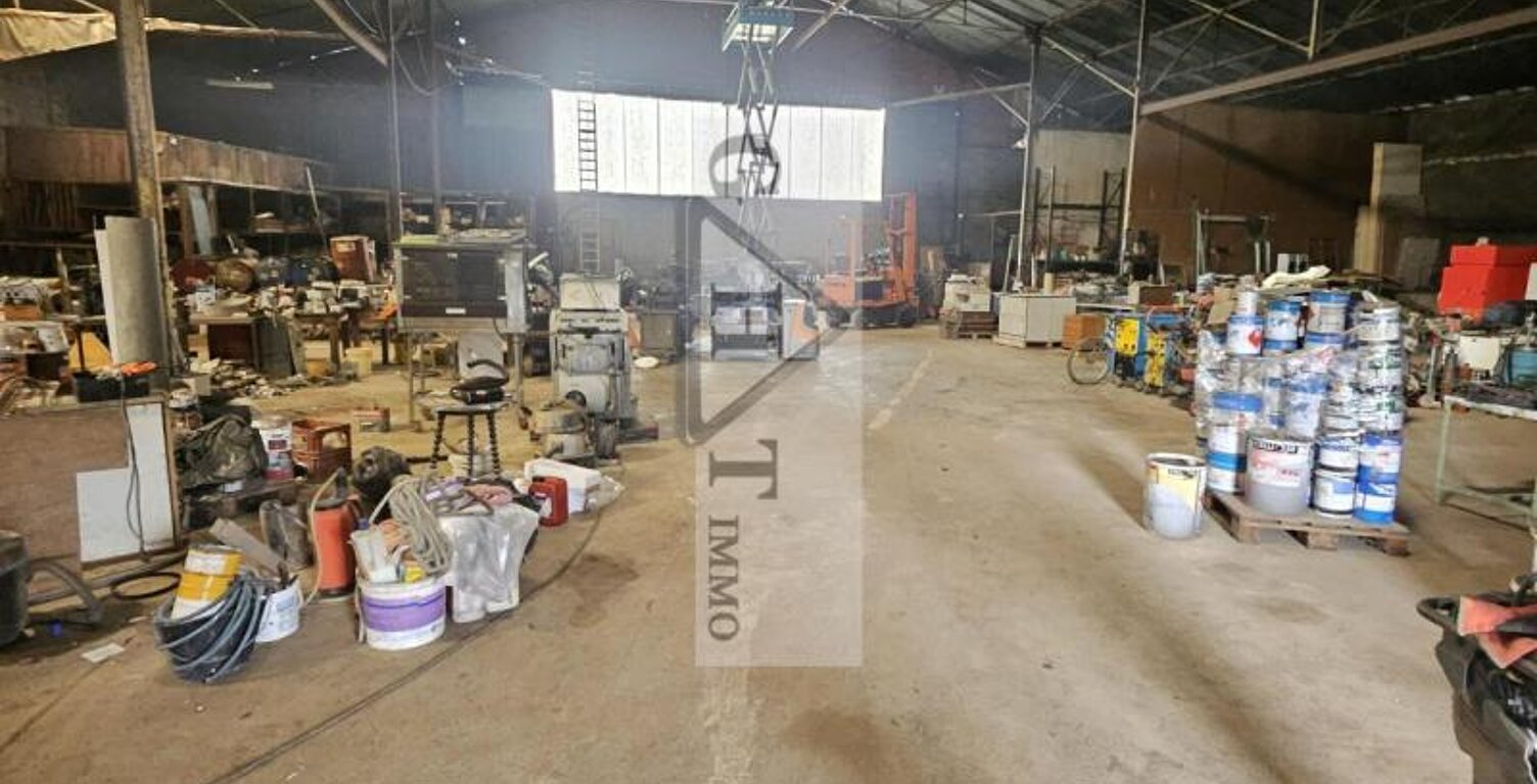 Entrepot 1000 m² A SAISIR — photo 1