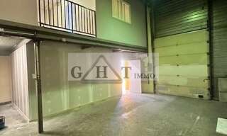 Local industriel  156 m² à louer à Alfortville (94140)