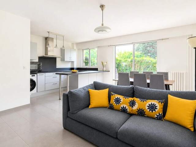Appartement lumineux avec terrasse à Saint-Maur — photo du bien