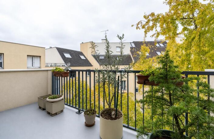 Duplex 4 pièces de 101 m² avec balcon et double garage (box) — photo 5