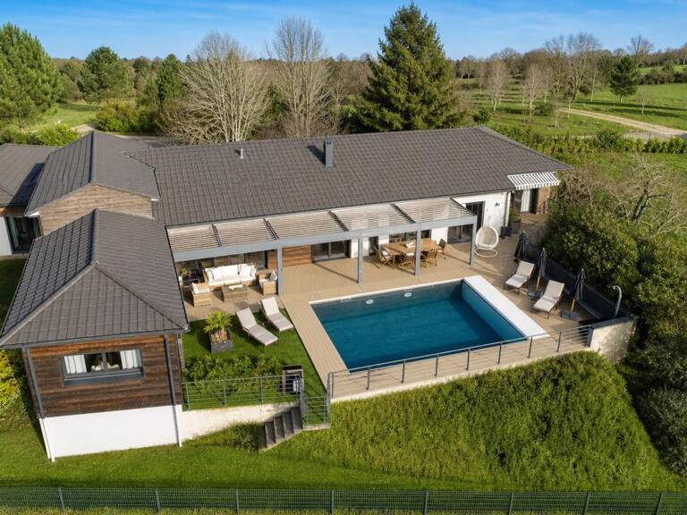 Maison contemporaine 242m2 avec piscine — photo 1
