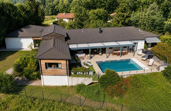 Maison contemporaine 242m2 avec piscine — photo 4