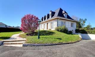 Maison 7 Pièces 221 m² à vendre à Morlaàs (64160)