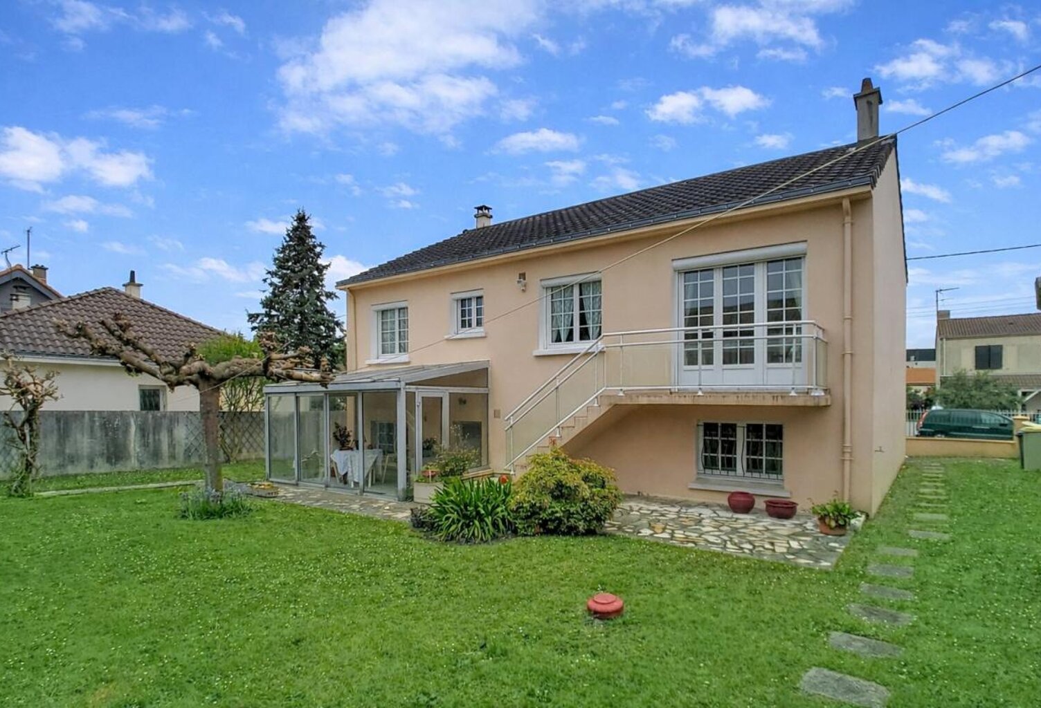 Maison À Vendre — photo 1