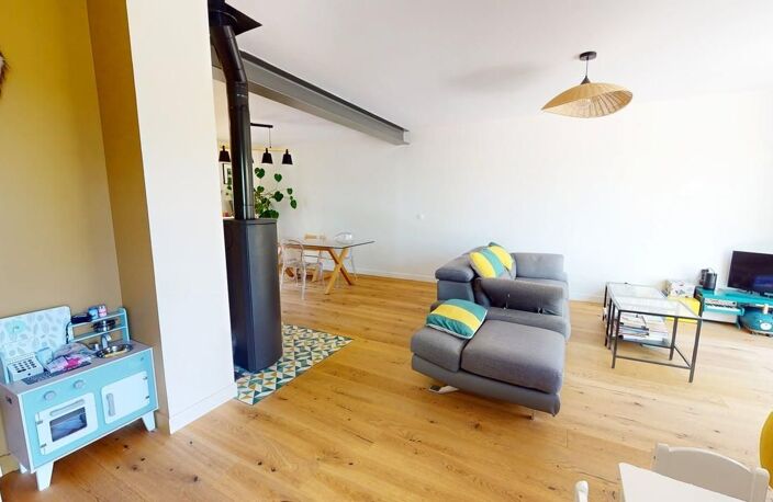 Albigny-sur-Saône centre – Maison rénovée avec vue Saône — photo 3