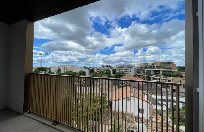 Appartement T3 MEUBLÉ avec terrasse et parking — photo 5