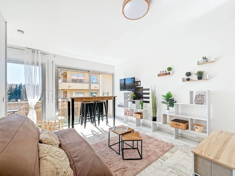 Appartement À Vendre — photo 1