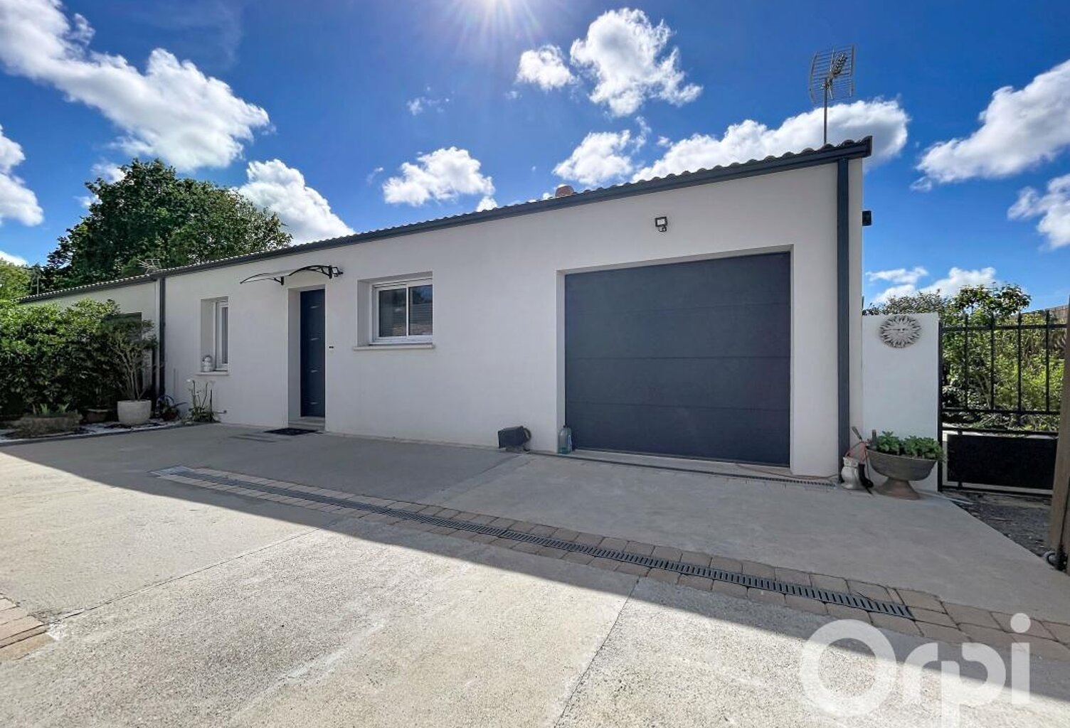Maison À Vendre — photo 1