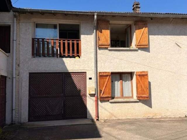 Maison À Vendre - Opportunité Rare à Loyettes – Idéal Primo-Accédants ou Investisseurs — photo du bien