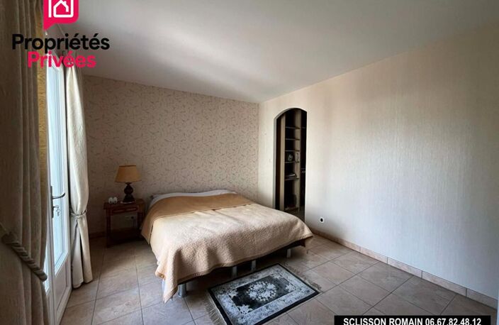 Maison Cozes 7 pièces 181 m2 - 5 chambres - jardin clos — photo 5