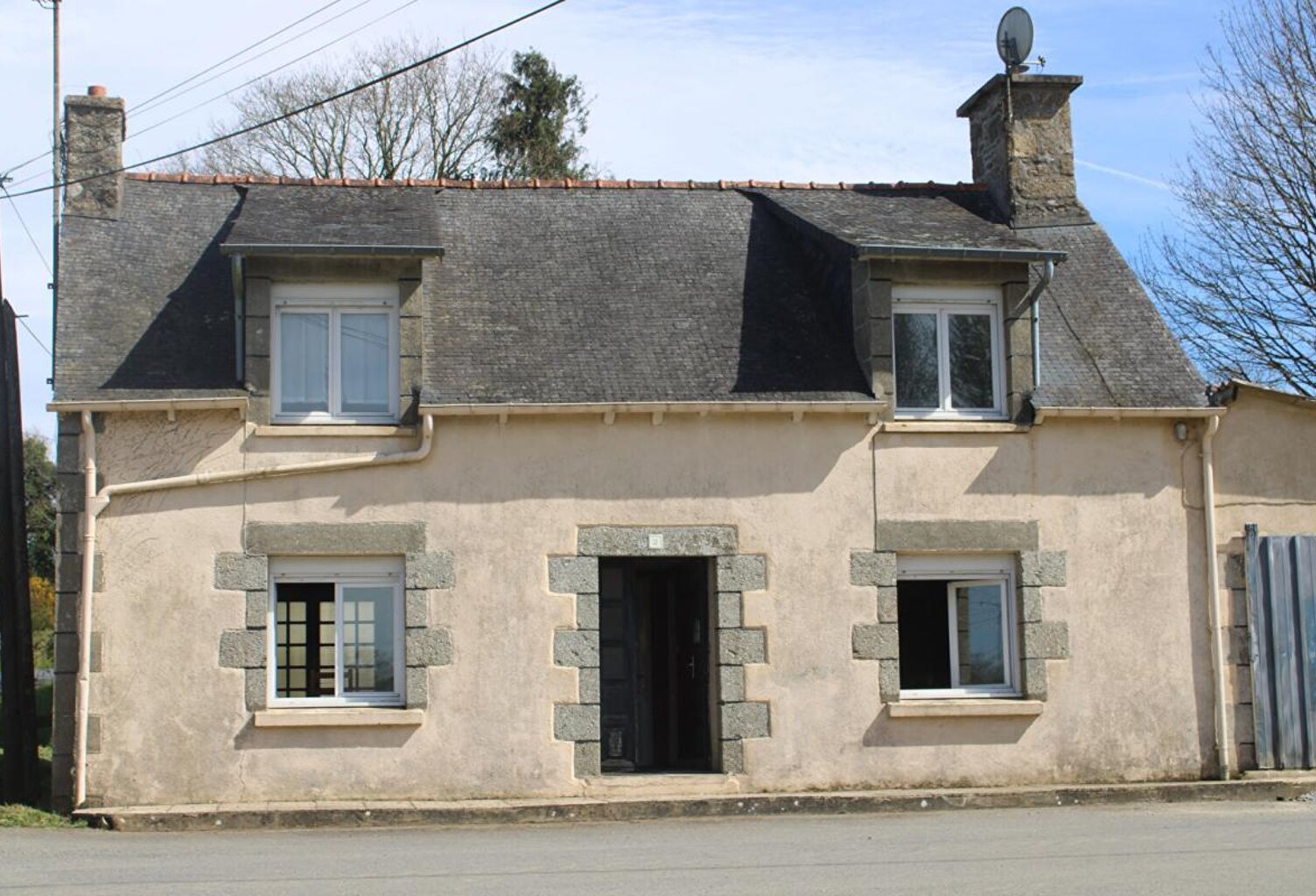 Maison Le Vieux Bourg 4 pièce(s) 80 m2 — photo 1