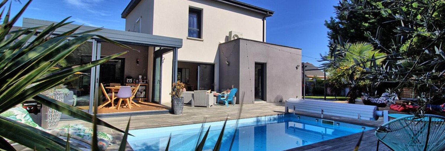 Maison 8 Pièces 220 m² à vendre à Saint-Barthélemy-d'Anjou (49124)