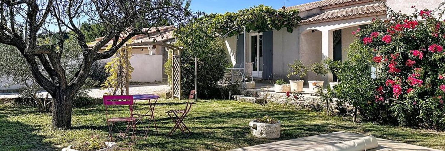 Maison 8 Pièces 169 m² à vendre à Jonquières-Saint-Vincent (30300)