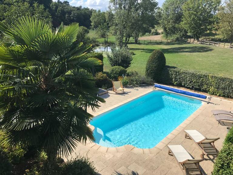 Belle longère en pierre, dont gîte, piscine, dépendances, grange. Calme, campagne — photo 1