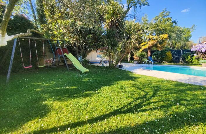 Maison 4 chambres 134m² avec piscine + garage double — photo 2