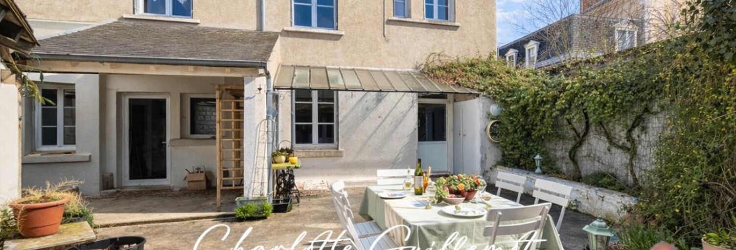 Maison 11 Pièces 224 m² à vendre à Valençay (36600)