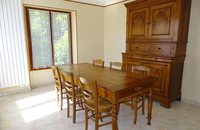 Maison Thonac 6 pièce(s) 89.40 m2 — photo 2