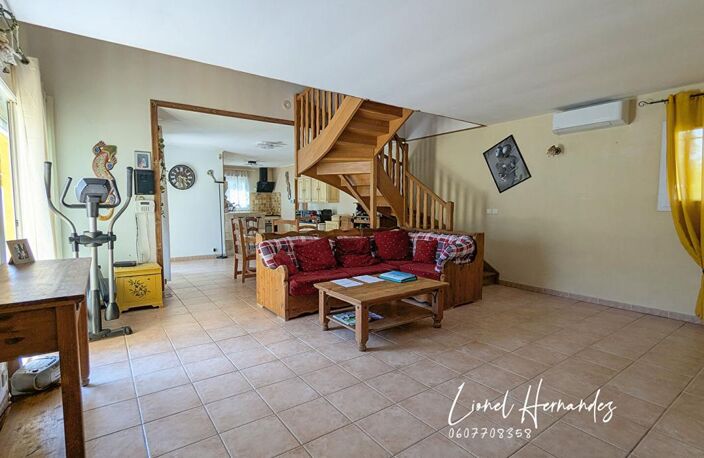 Villa 5 pièces de plain-pied - 132m² - Piscine - Garage - Panneaux solaires - Terrain de 1203m² — photo 4