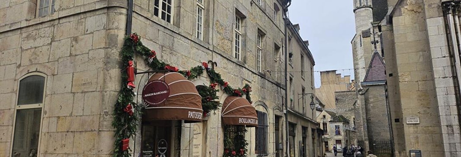 Immeuble  100 m² à vendre à Dijon (21000)