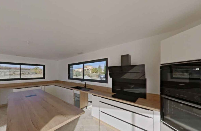 Villa de standing avec piscine et double garage vue imprenable — photo 4