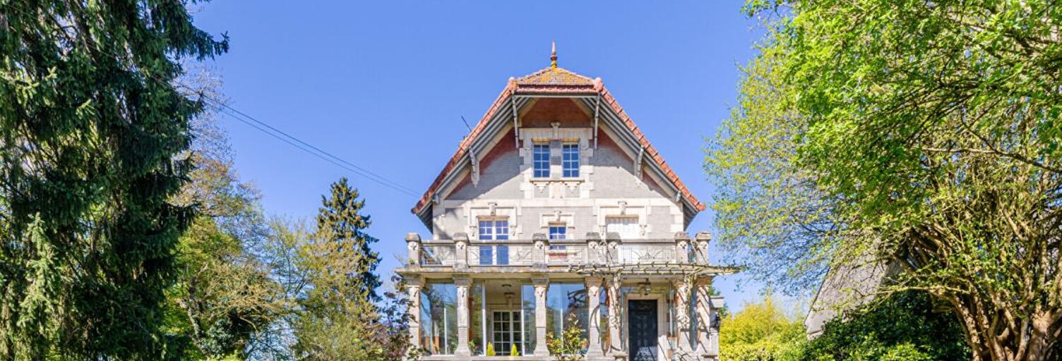 Maison 10 Pièces 235 m² à vendre à Noailles (60430)