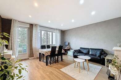 Appartement 4 pièces 305000 €