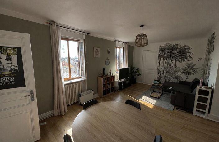 T3 de 75 m² Vendu Occupé-Centre-Ville Corbeil-Essonnes — photo 3