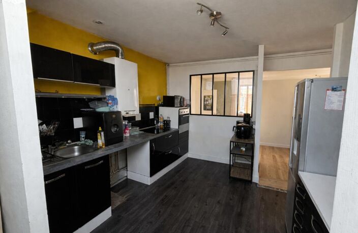 T3 de 75 m² Vendu Occupé-Centre-Ville Corbeil-Essonnes — photo 5