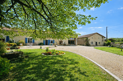 Maison 7 pièces 241270 €
