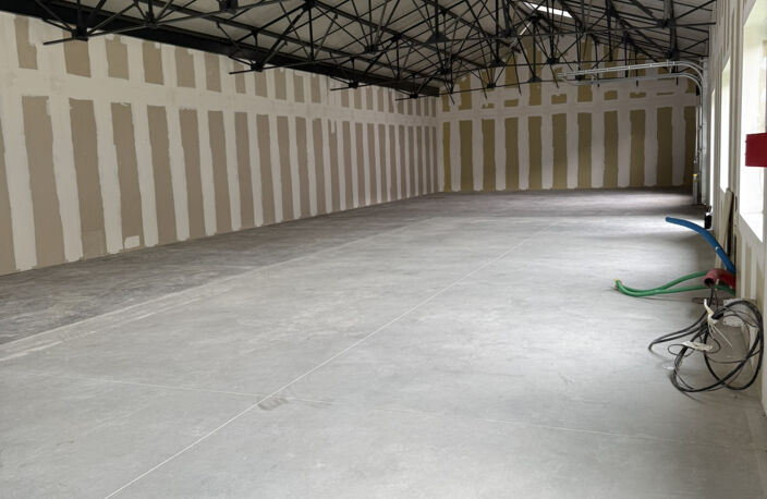 Local commercial premium 345 m2 à Lagnieu — photo 4