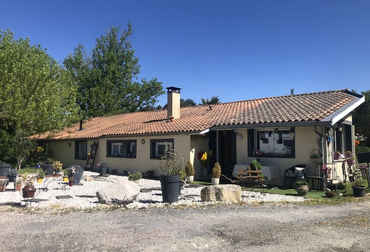 BELLE LONGERE 170 m2 GAILLAN-EN-MEDOC SUR 2,7 HECTARES, GARAGE — photo 1