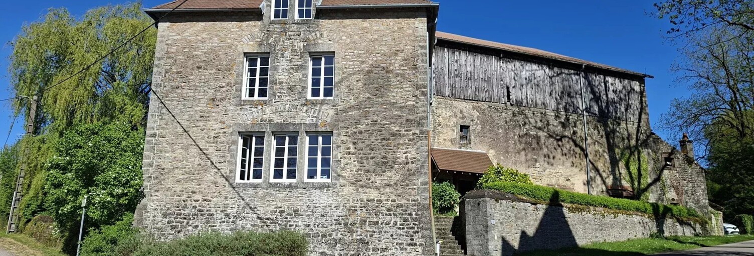 Maison 7 Pièces 225 m² à vendre à Baume-les-Dames (25110)